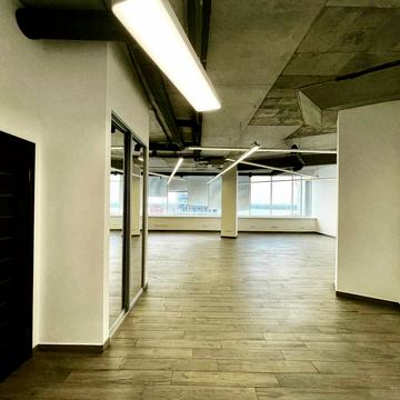 Королеви Єлизавети ІІ вул. (Глинки), 2