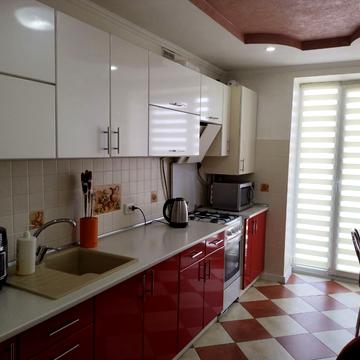 Лесі Українки 2, 2