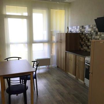 Європейського Союзу просп. (Правди), 41-А