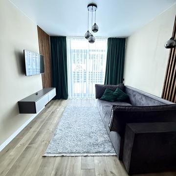 Богдана Хмельницького вул., 25-В