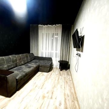 Петрівська вул., 1