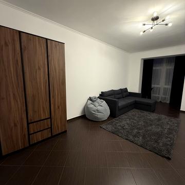 Височана вул., (Будинок 4)