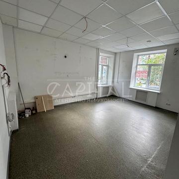 Михайла Грушевського вул., 2/28