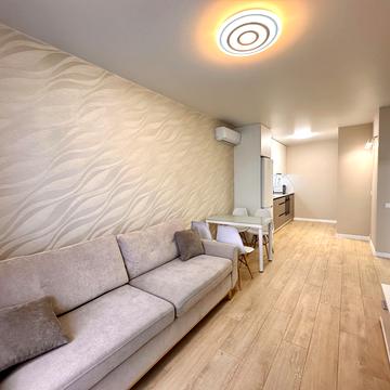 Космічна вул., 5