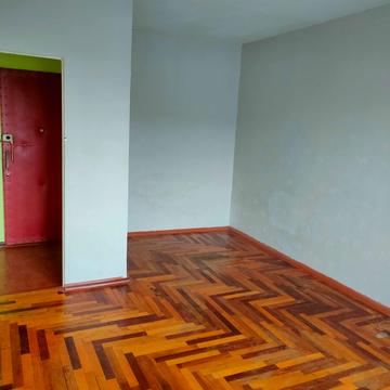 Запорізька вул., 6