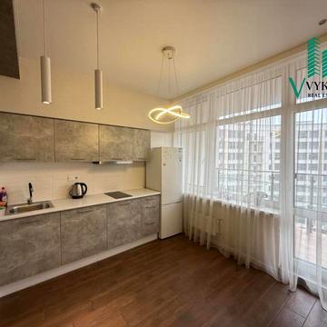 Валерія Самофалова вул. (Каманіна), 16а/2