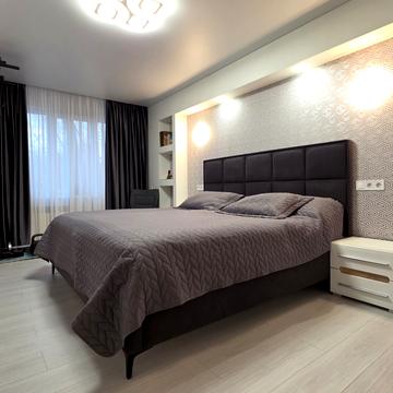 Кропивницького вул., 83А