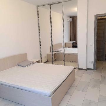 Каховська вул., 62-А