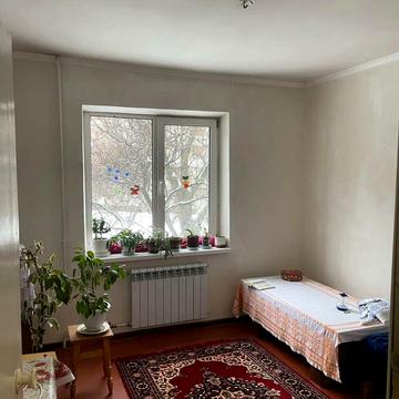 Докії Гуменної вул. (Юрія Смолича), 4