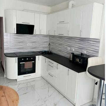 Університетська вул., 1д