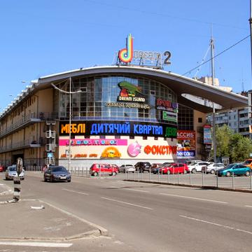 Богатирська вул., 16