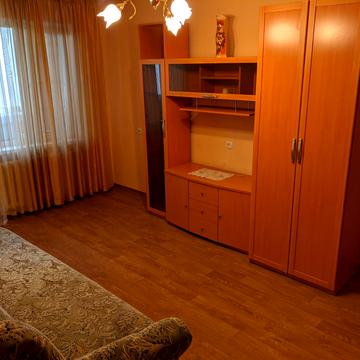 Сімї Глодан вул., 9