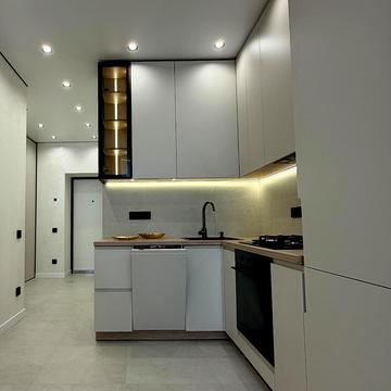 Мартинова просп., (вул. Радісна, 6)