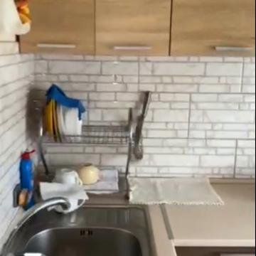 Михайла Комарова вул., 10/2