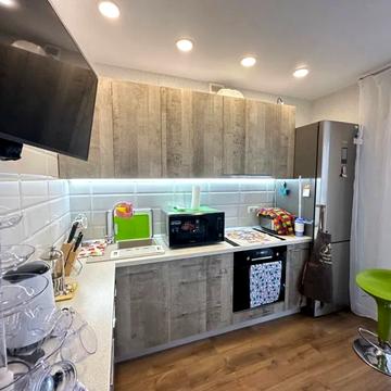 Миру вул., 61