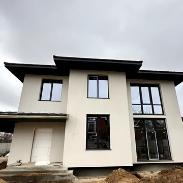 Парникова вул., 17