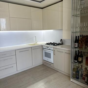 Волошкова вул. (Іванова), 4б