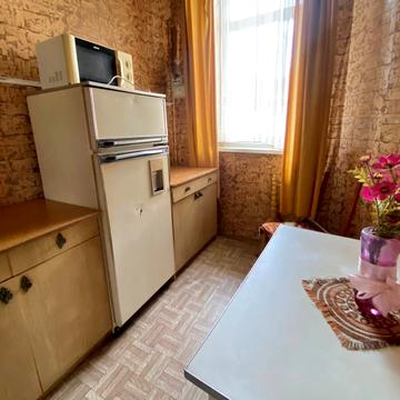 Пантелеймона Куліша вул., 20