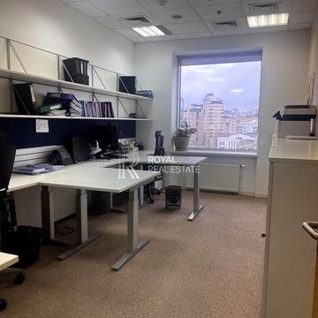 Жилянська вул., 59