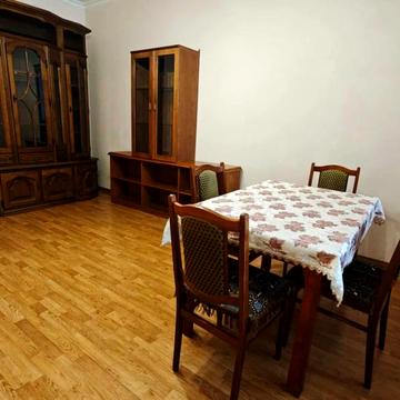 Кастелівка вул., 10