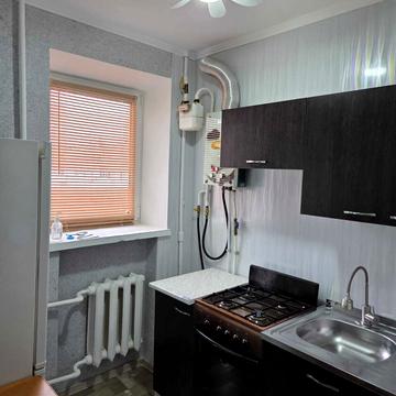 Лесі Українки вул., 4