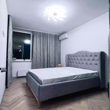 Олександра Олеся вул., 17