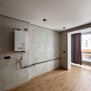 Молодіжна вул., 11/4