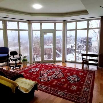 Авіаційна вул., 18