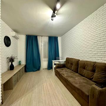 Петра Калнишевського вул. (Михайла Майорова), 14