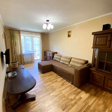 Володимира Великого вул. (Артема), 14