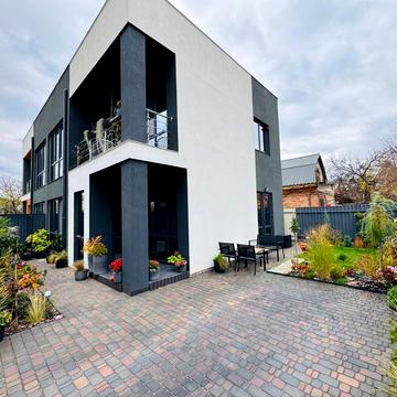 Озерна вул.