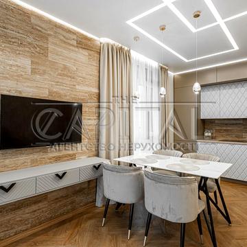 Предславинська вул., 42