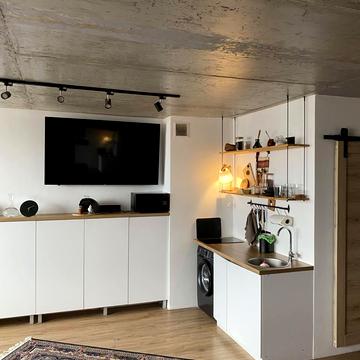 Василя Симоненка вул., 111