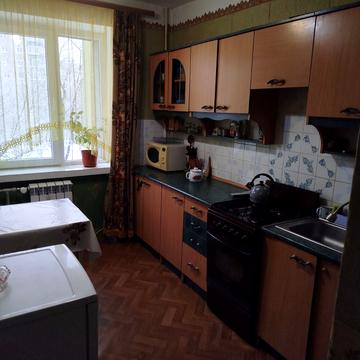 Гната Хоткевича вул., 30