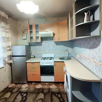 Добровольців пров., 6