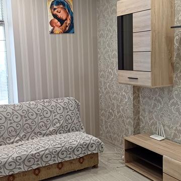 Павла Лі пров. (Московський), 2-Б