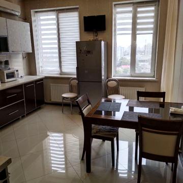 Базарна вул., 5/1