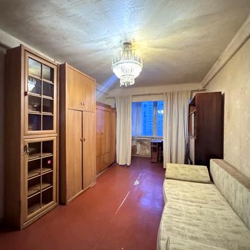 Дубровицька вул., 7