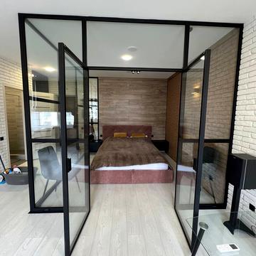 Практична вул., 8