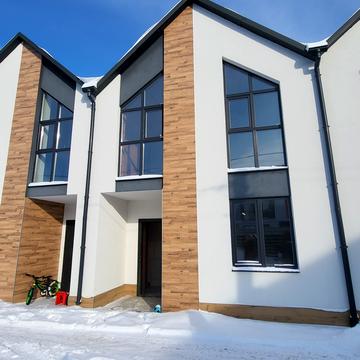 Захисників України вул. (Вокзальна)