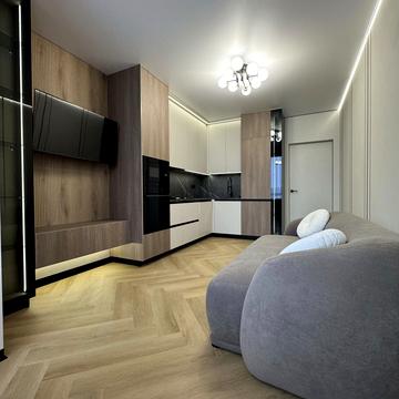 Августина Волошина вул., (Будинок 2)