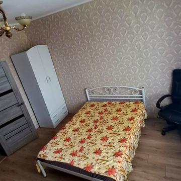 Абрикосова вул., 1-Б