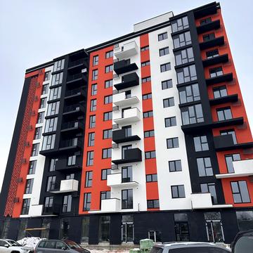 Степана Бандери вул., (Будинок 1)