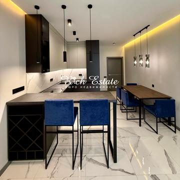 Предславинська вул., 57