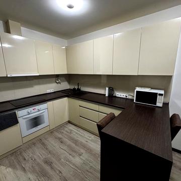 Завальна вул., 10-В