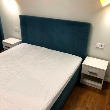 Драгоманова вул., 2