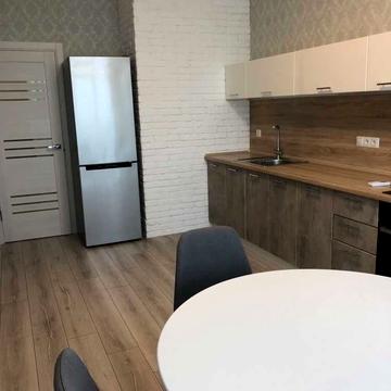 Італійський бульв., 1а