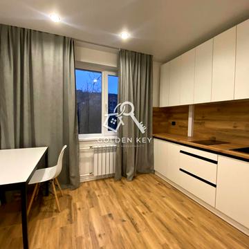 Івана Авраменка вул. (Корнійчука), 10