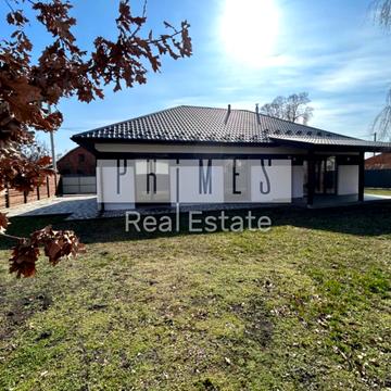 Весняна вул.