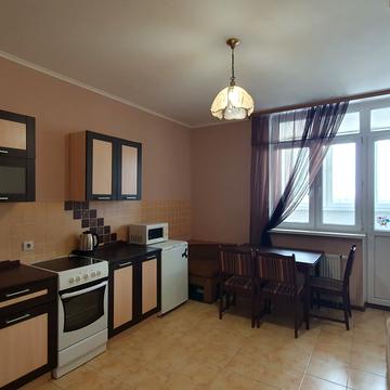 Воскресенська вул., 12-А